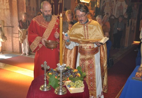 Szőlő és gyümölcsszentelés lesz vasárnap a Rác utcai szerb ortodox templomban